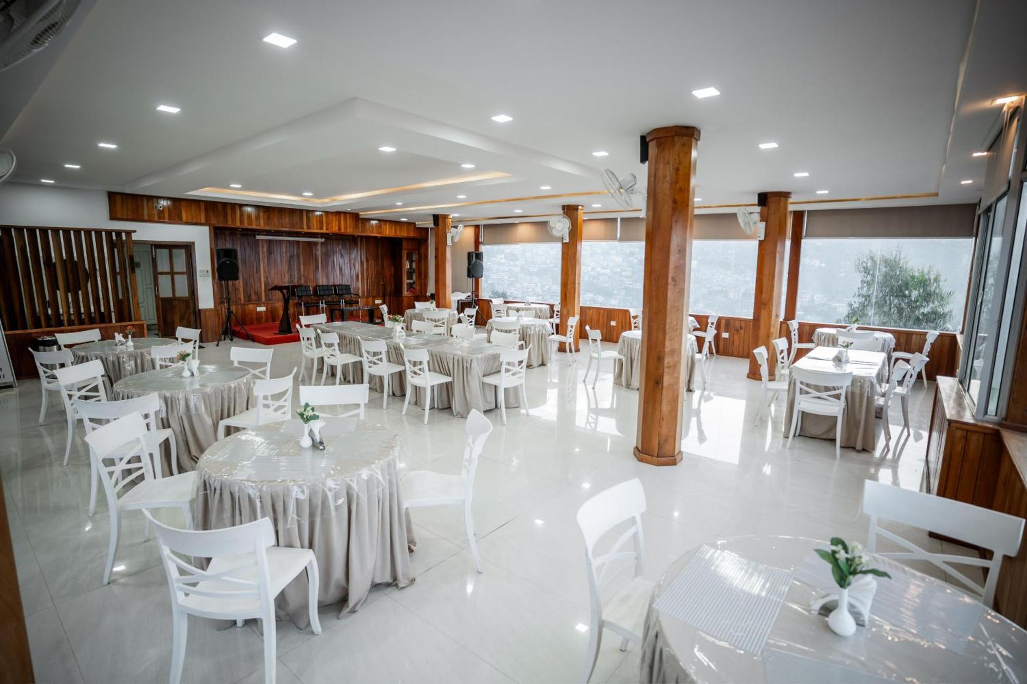 2K Hotel Kohima Extérieur photo