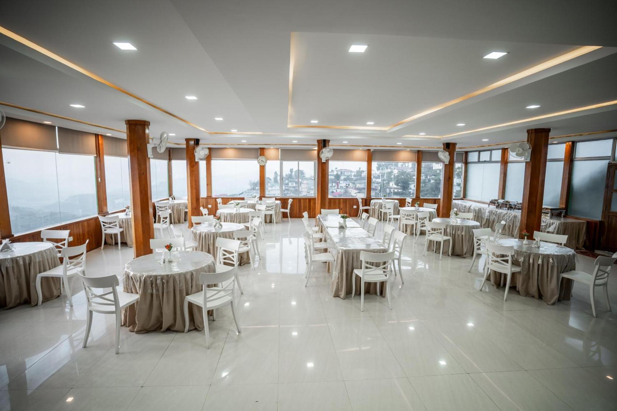 2K Hotel Kohima Extérieur photo