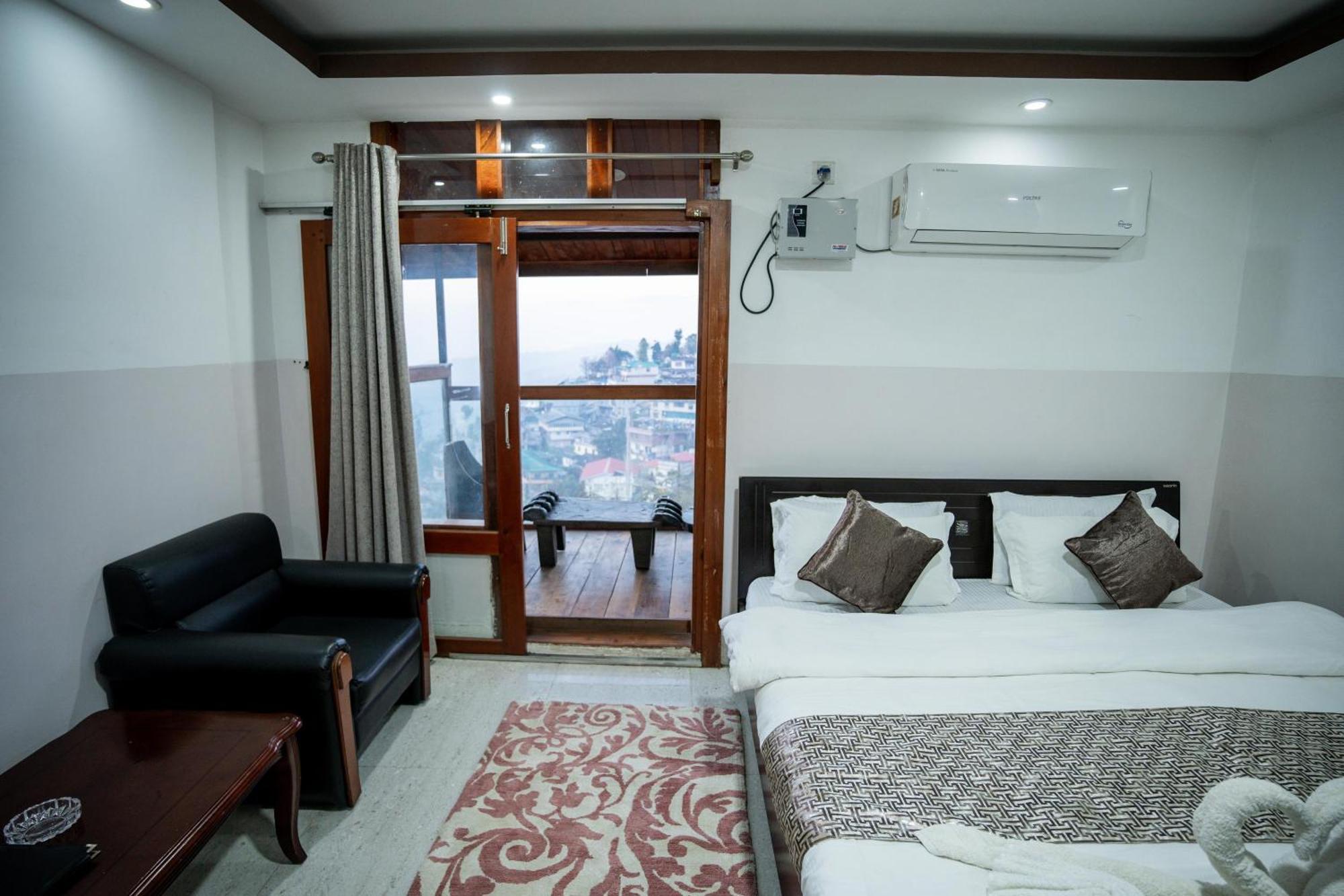 2K Hotel Kohima Extérieur photo